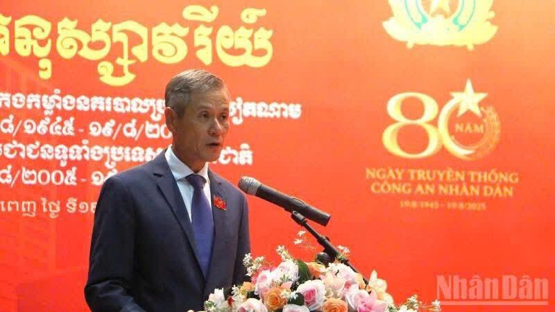 Đại sứ Nguyễn Minh Vũ